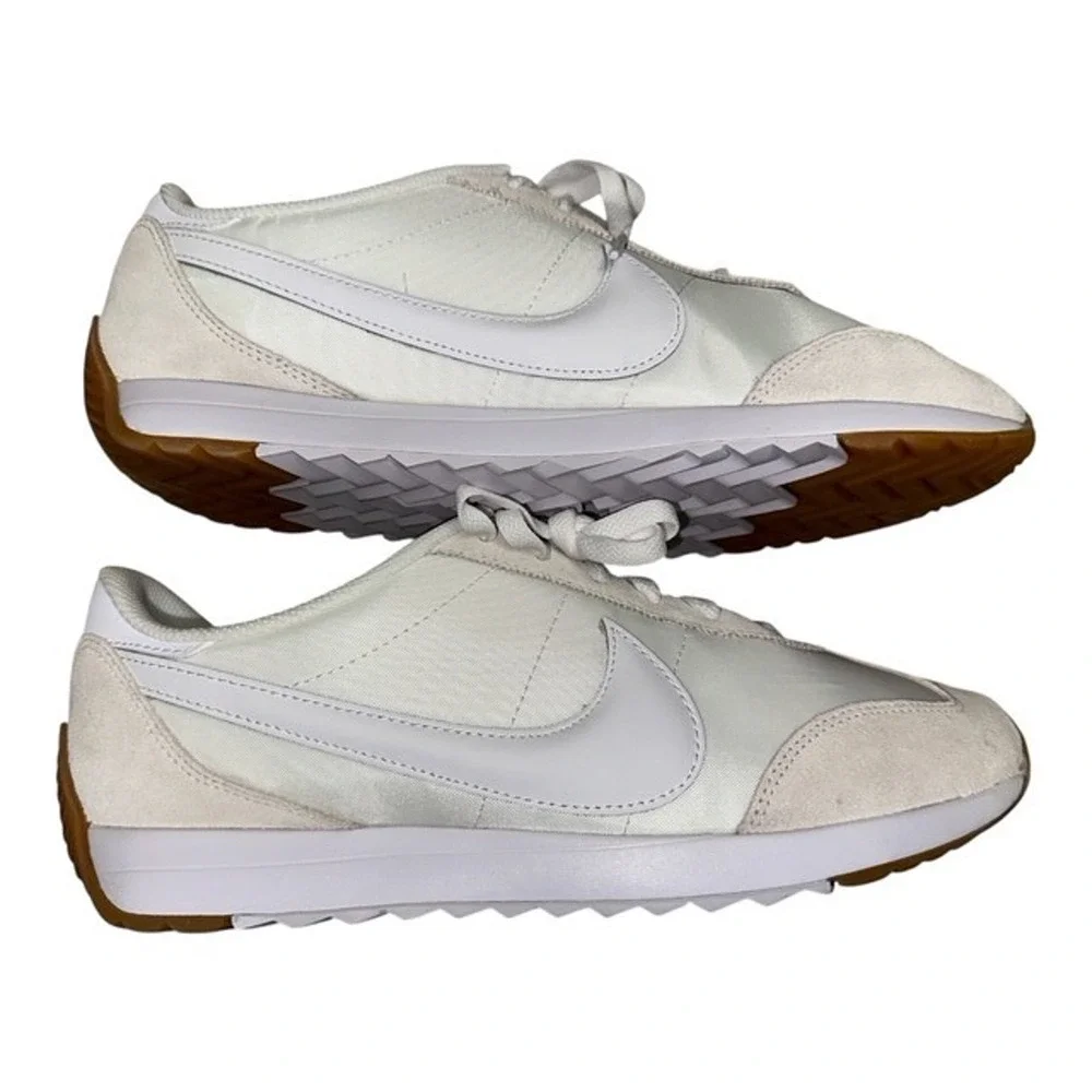 Nike Pacific Womens 11 White Orange Athletic Shoes Sneakers Puff Logo HM4771-103